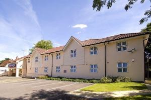 The Bedrooms at Premier Inn Bracknell (Twin Bridges)