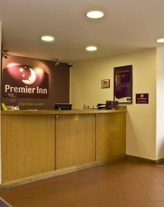 The Bedrooms at Premier Inn Bradford North (Bingley)