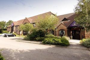 The Bedrooms at Premier Inn Bridgend (M4, J35)