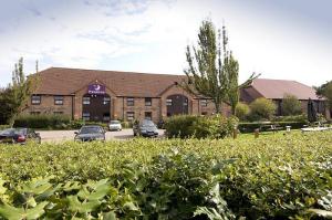 The Bedrooms at Premier Inn Bridgend (M4, J35)