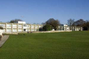 The Bedrooms at Premier Inn Bristol (Alveston)