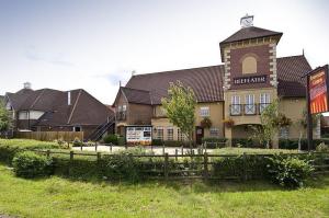 The Bedrooms at Premier Inn Bristol East (Emersons Green)