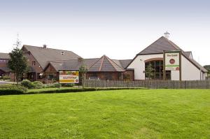 The Bedrooms at Premier Inn Bromsgrove Central