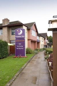 The Bedrooms at Premier Inn Burton-On-Trent East