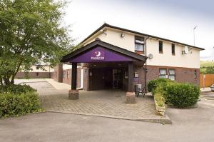 The Bedrooms at Premier Inn Caerphilly (Corbetts Lane)