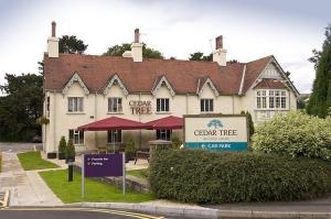 The Bedrooms at Premier Inn Caerphilly (Corbetts Lane)