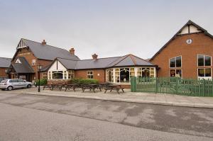 The Bedrooms at Premier Inn Chester Central (South East)