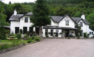 The Bedrooms at Glenmoriston Arms Hotel