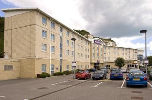 The Bedrooms at Premier Inn Dover Central (Ferry Terminal)