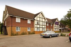 The Bedrooms at Premier Inn Crawley (Pound Hill)