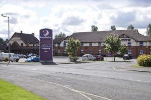 The Bedrooms at Premier Inn Glasgow (Bellshill)