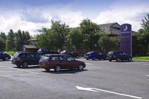 The Bedrooms at Premier Inn Glasgow (Hamilton)