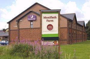 The Bedrooms at Premier Inn Dundee (Monifieth)