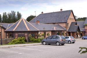 The Bedrooms at Premier Inn Dundee (Monifieth)