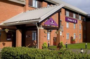 The Bedrooms at Premier Inn Edinburgh (Leith)