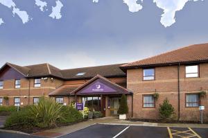 The Bedrooms at Premier Inn Kings Lynn