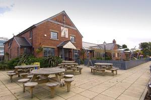 The Bedrooms at Premier Inn Liverpool (Aintree)