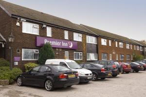 The Bedrooms at Premier Inn Knutsford (Bucklow Hill)