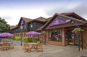 The Bedrooms at Premier Inn Maidstone (Leybourne)