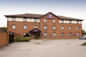 The Bedrooms at Premier Inn Nottingham Castle Marina