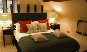 The Bedrooms at Washbourne Court Hotel