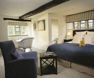 The Bedrooms at Washbourne Court Hotel