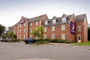 The Bedrooms at Premier Inn Nottingham North (Daybrook)