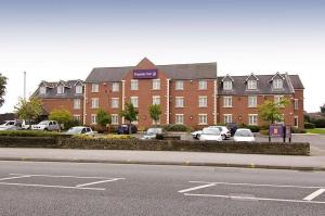 The Bedrooms at Premier Inn Nottingham North (Daybrook)