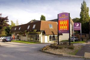 The Bedrooms at Premier Inn Nottingham North West (Hucknall)