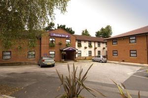 The Bedrooms at Premier Inn Nottingham South