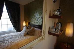 The Bedrooms at The Ship and Castle