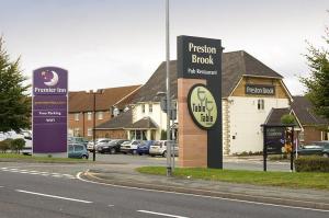 The Bedrooms at Premier Inn Runcorn