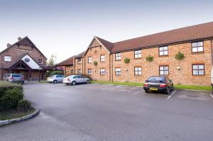 The Bedrooms at Premier Inn Manchester (Denton)