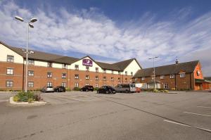 The Bedrooms at Premier Inn Newcastle Under Lyme