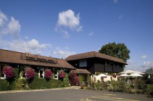 The Bedrooms at Premier Inn Northampton West (Harpole)