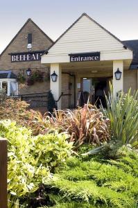 The Bedrooms at Premier Inn Gloucester (Little Witcombe)