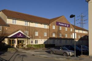 The Bedrooms at Premier Inn Swindon West