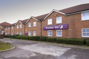 The Bedrooms at Premier Inn Warrington (A49, M62 J9)