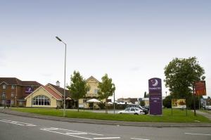 The Bedrooms at Premier Inn Welwyn Garden City