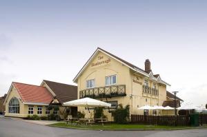 The Bedrooms at Premier Inn Welwyn Garden City