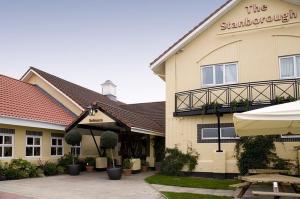 The Bedrooms at Premier Inn Welwyn Garden City