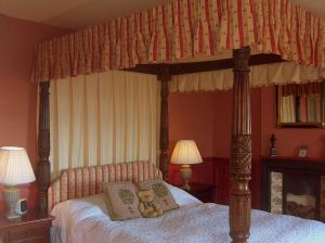 The Bedrooms at The Hunters Rest Inn