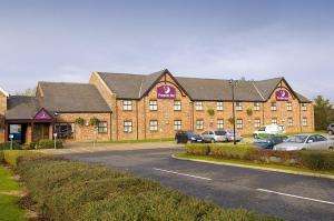 The Bedrooms at Premier Inn Wigan (M6, J25)