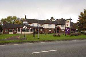 The Bedrooms at Premier Inn Wirral (Two Mills)