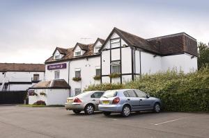 The Bedrooms at Premier Inn Bromsgrove South (Worcester Road)