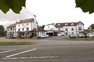 The Bedrooms at Premier Inn Bromsgrove South (Worcester Road)