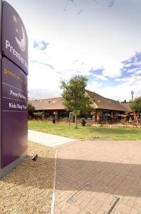 The Bedrooms at Premier Inn Maidstone (Hollingbourne)