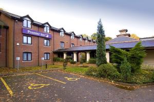 The Bedrooms at Premier Inn Manchester Airport (Wilmslow)
