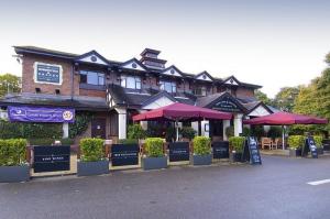 The Bedrooms at Premier Inn Manchester Airport (Wilmslow)