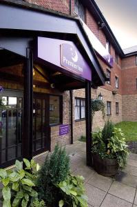 The Bedrooms at Premier Inn Manchester (Hyde)